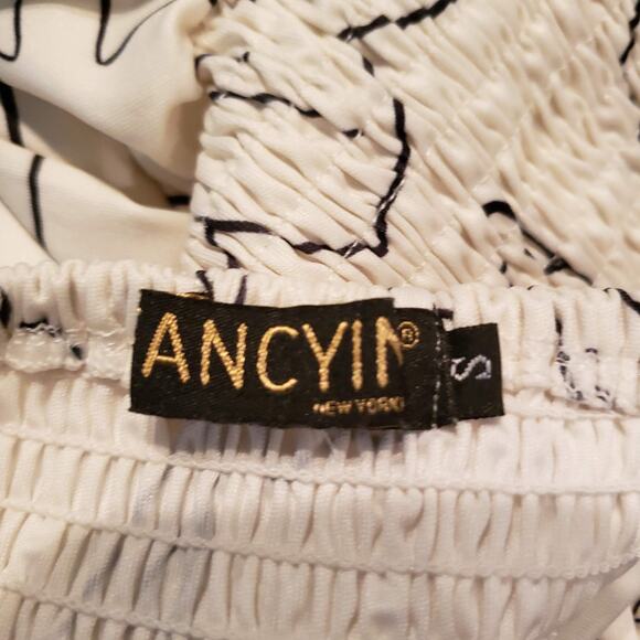 Fancyinn Strappy Floral Print Keyhole Dress - S - Picture 4 of 4